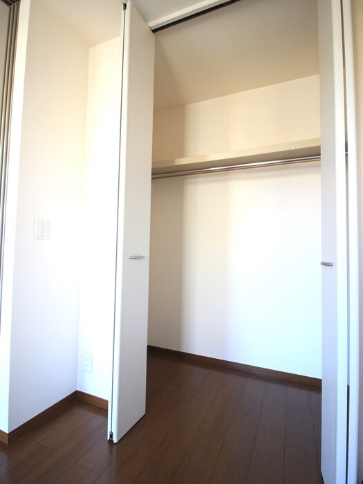 物件内観写真10　(収納)