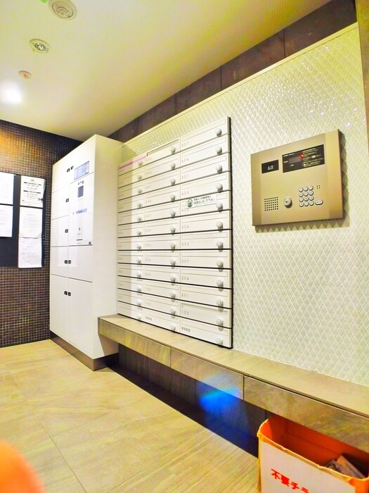 物件外観写真4　(建物設備)