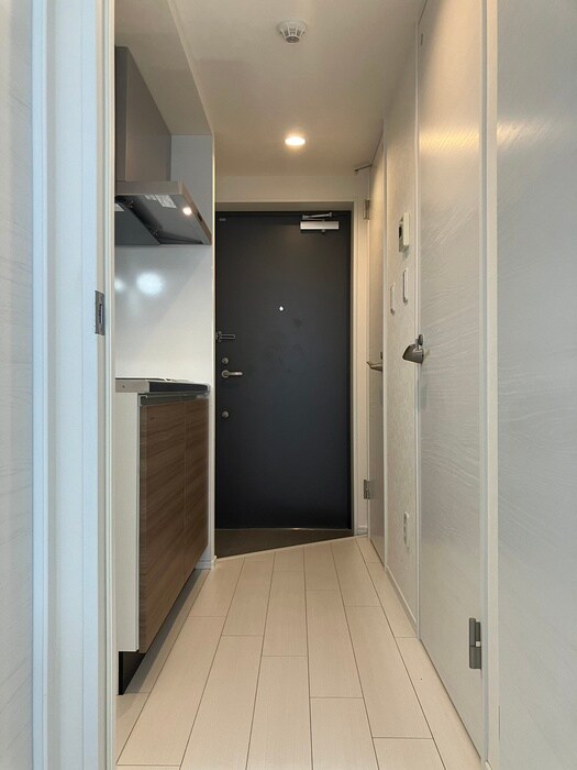 物件内観写真16　(玄関)