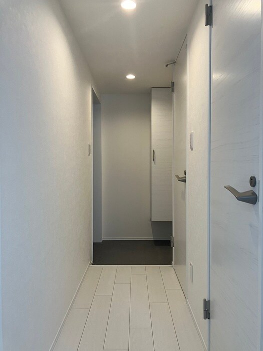 物件内観写真18　(玄関)
