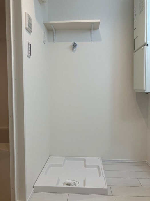 物件内観写真19　(洗濯機置場)