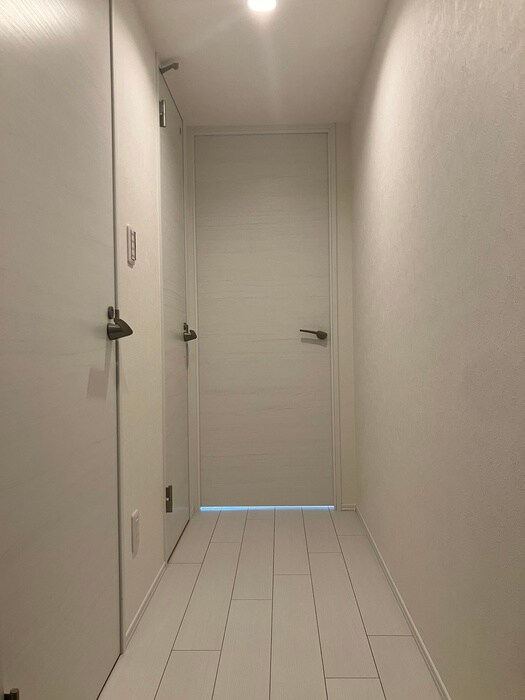 物件内観写真20　(廊下)