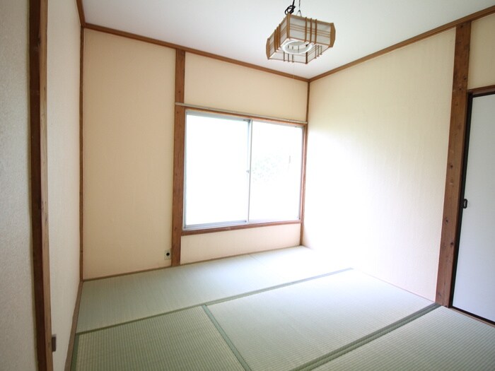 物件内観写真9　(居室)