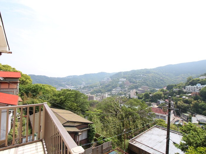 物件内観写真11　(室内からの展望)