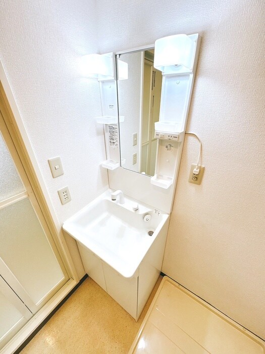 物件内観写真10　(洗面)