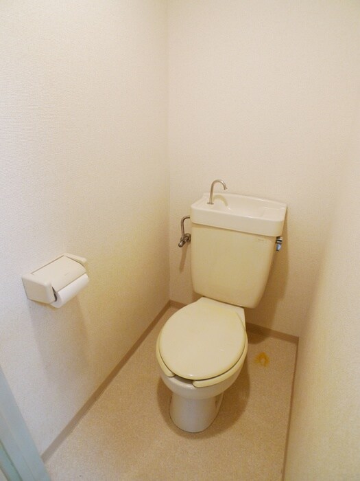 物件内観写真11　(トイレ)