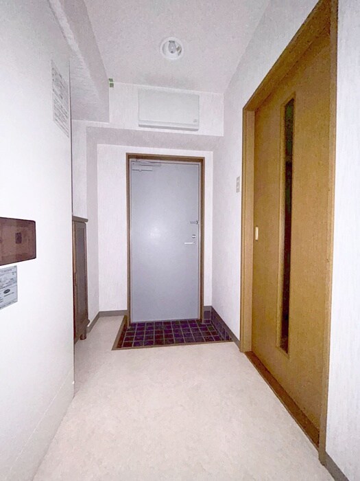 物件内観写真17　(廊下)