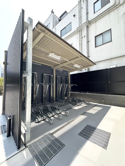 物件外観写真6　(駐輪場)