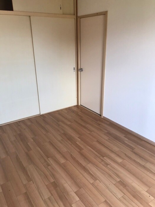物件内観写真15　(居室)