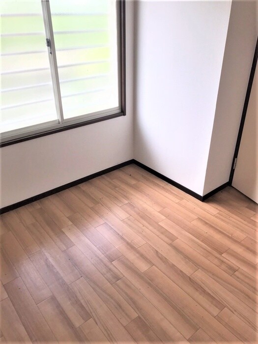 物件内観写真16　(居室)