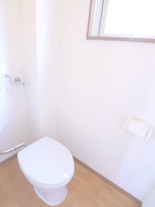 物件内観写真8　(トイレ)