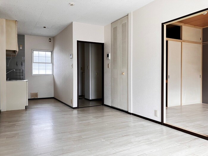 物件内観写真7　(居室)