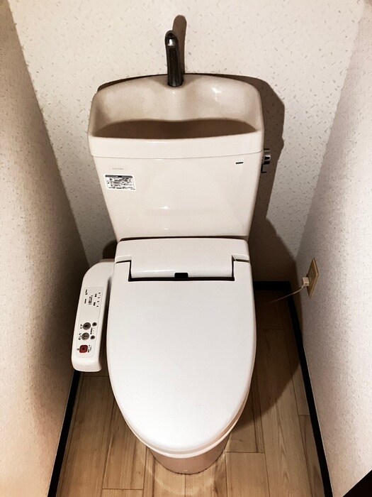 物件内観写真12　(トイレ)