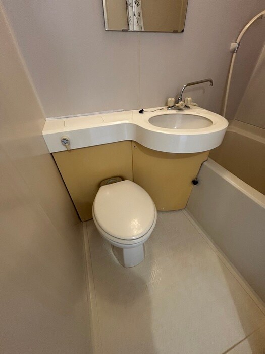 物件内観写真18　(トイレ)