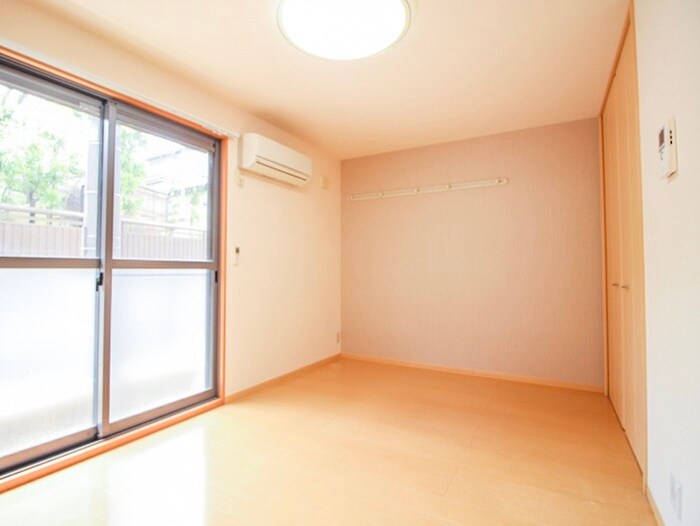 物件内観写真20　(居室)