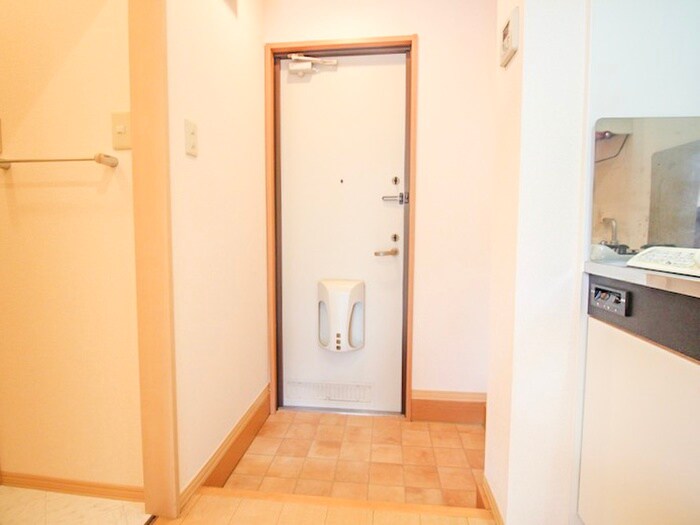 物件内観写真22　(玄関)