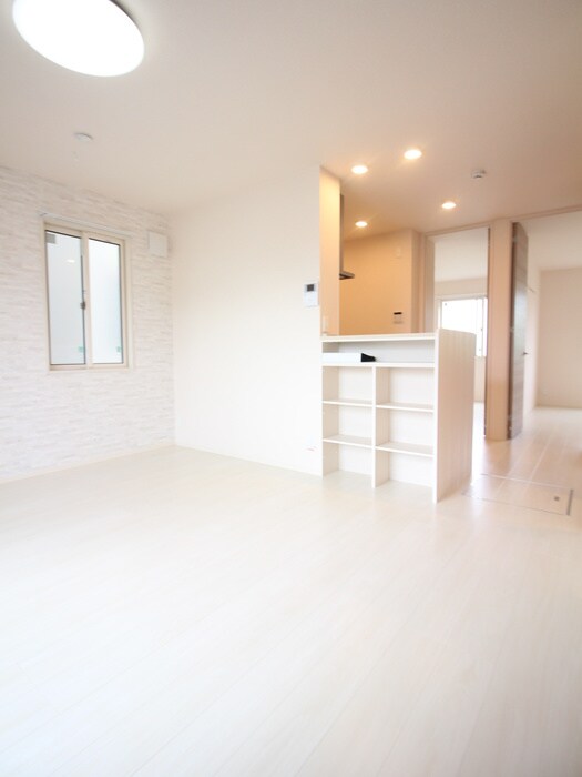 物件内観写真4　(内観写真)