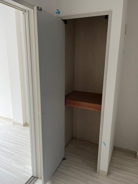 物件内観写真18　(収納)