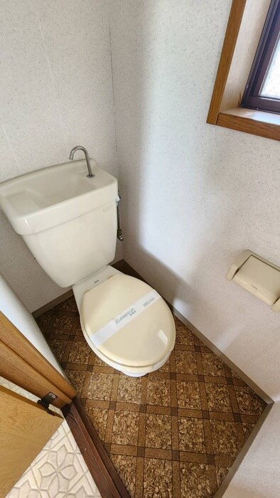 物件内観写真10　(トイレ)