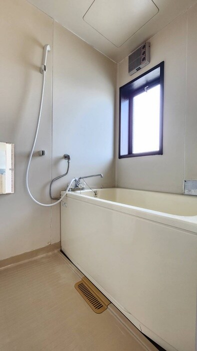 物件内観写真16　(バス／シャワールーム等)