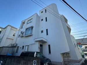 WANG　ビル外観写真