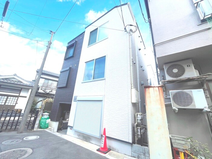 物件外観写真2　(外観写真)