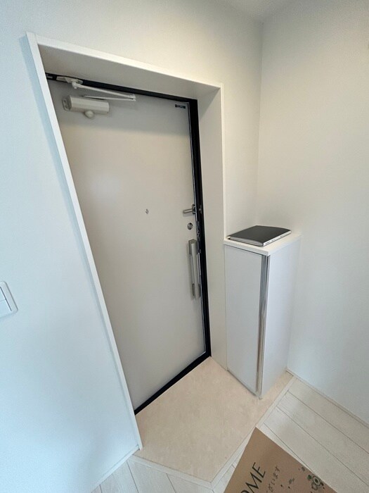 物件内観写真22　(玄関)