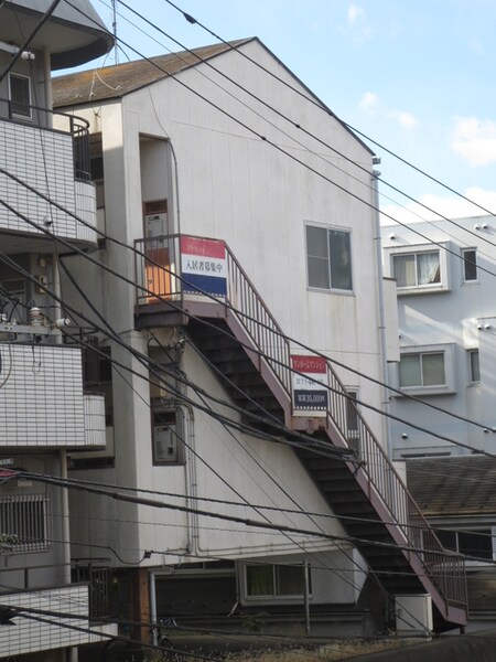 ホワイトウィング城山外観写真