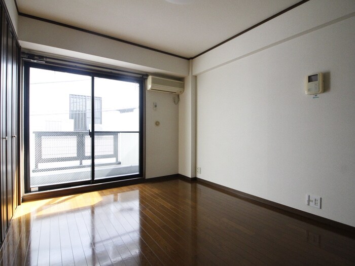 物件内観写真10　(ベランダ・バルコニー)