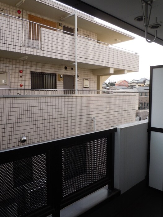 物件内観写真11　(ベランダ・バルコニー)