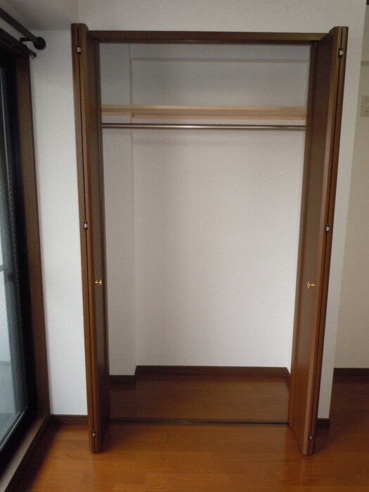 物件内観写真16　(収納)