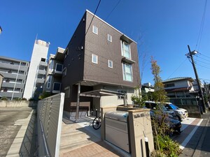 ウェルビー鴨居外観写真