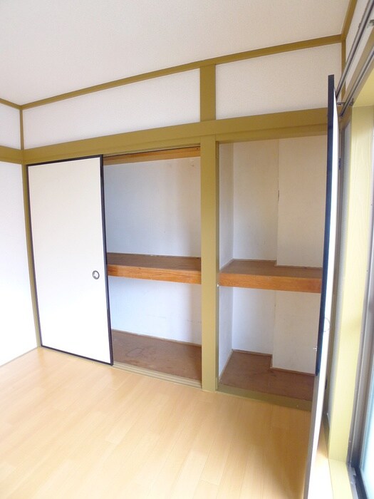 物件内観写真9　(収納)