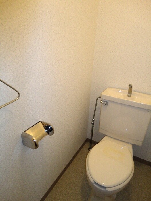 物件内観写真13　(トイレ)