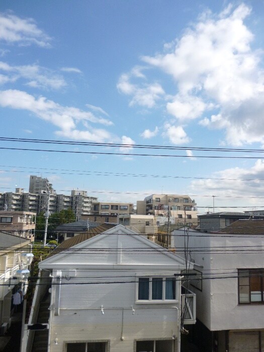 物件内観写真16　(室内からの展望)