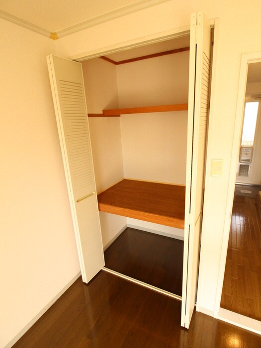 物件内観写真13　(収納)