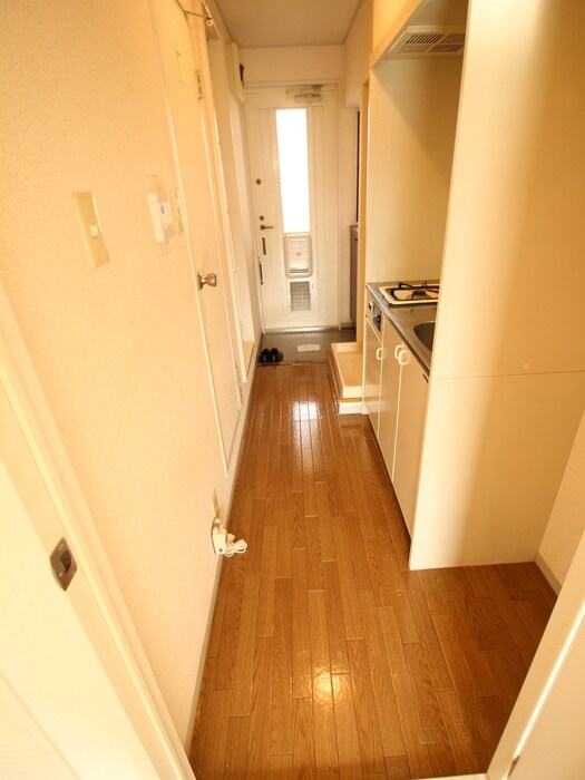 物件内観写真20　(廊下)
