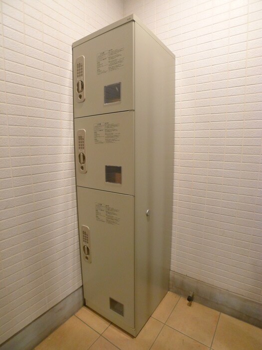 物件外観写真4　(建物設備)