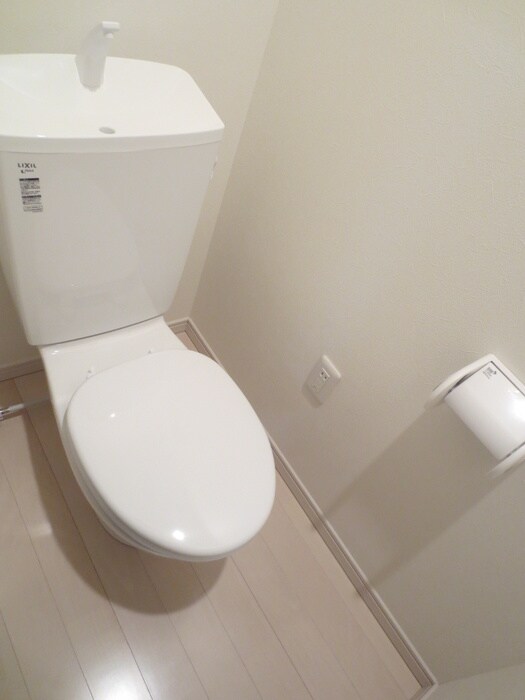 物件内観写真12　(トイレ)