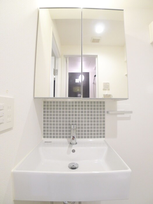 物件内観写真14　(洗面)