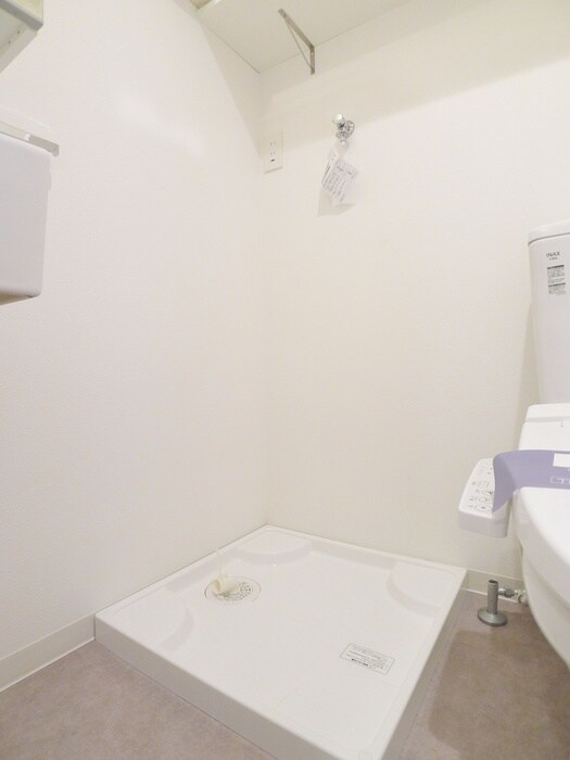 物件内観写真19　(洗濯機置場)