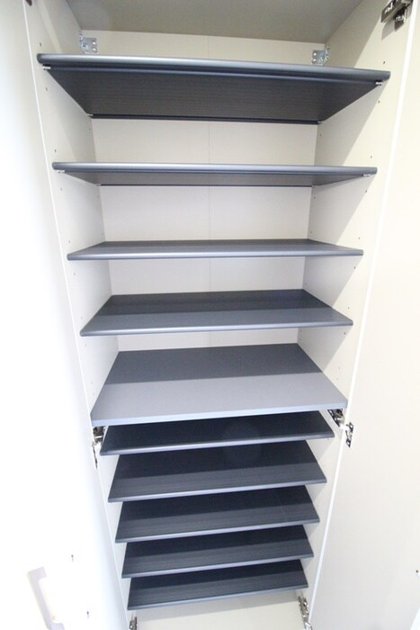 物件内観写真15　(靴箱)