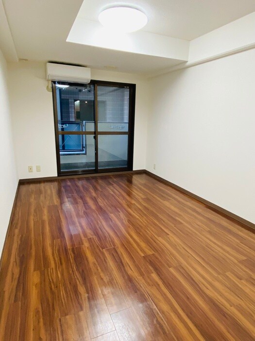 物件内観写真4　(居室)