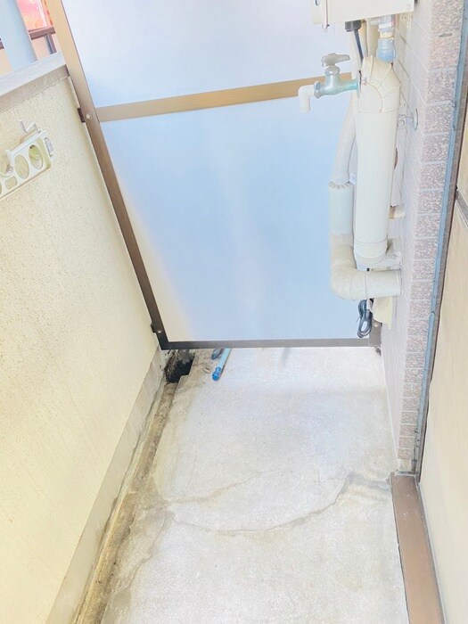 物件内観写真15　(洗濯機置場)