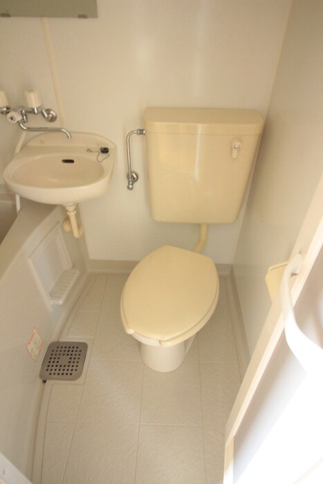 物件内観写真11　(トイレ)