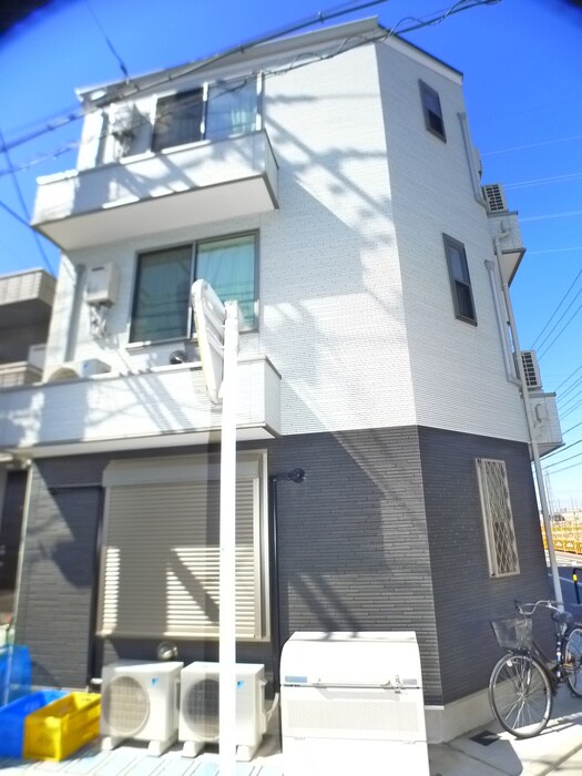 物件外観写真2　(外観写真)