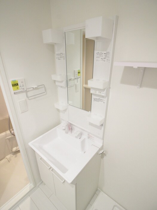 物件内観写真12　(洗面)