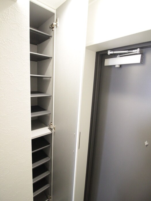 物件内観写真16　(靴箱)