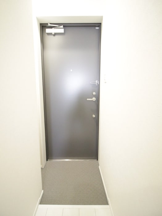 物件内観写真17　(玄関)