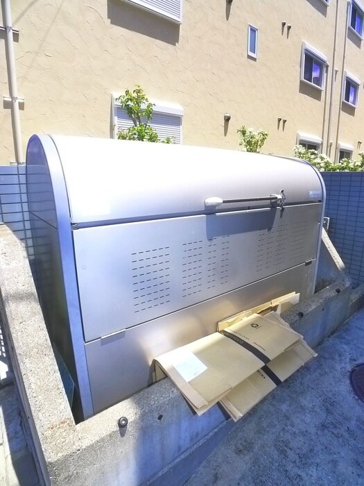 物件外観写真6　(建物設備)